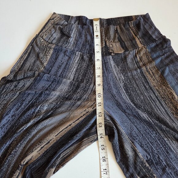 Clara Sun Woo wide leg stretchy pants. - Picture 4 of 5